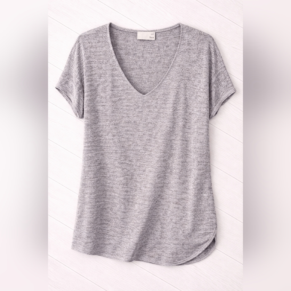 ⭐️ Wilfred Free Aritzia Gray Tunic with Pockets - size small